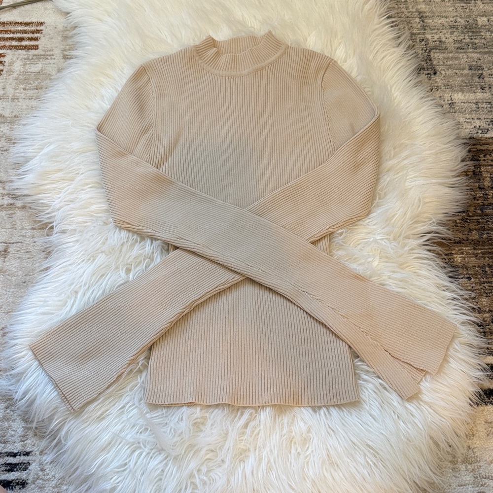 Dissh Ribbed Mockk-Neck Top with Slit Sleeve Design